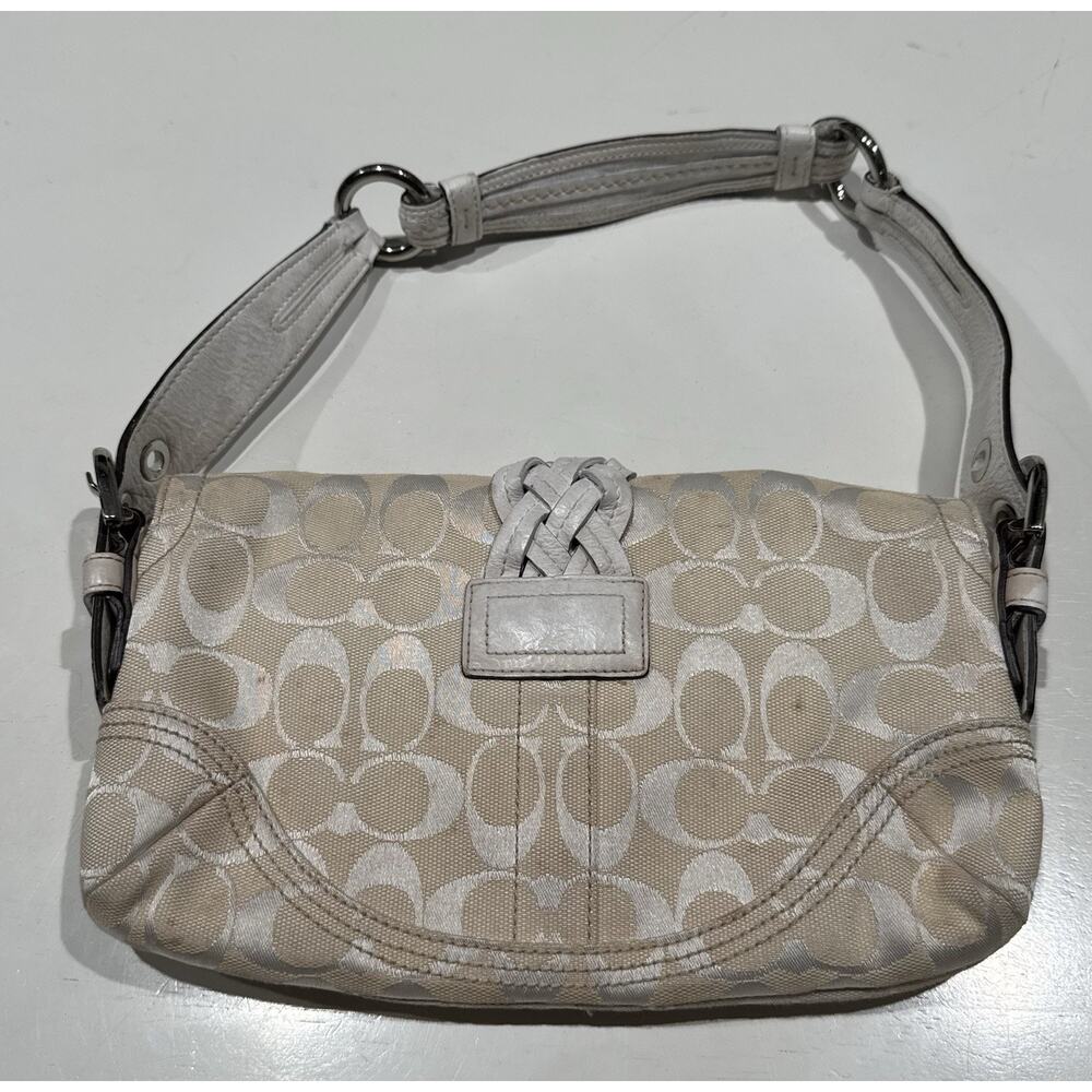 Coach Shoulder Bag White Soho Pre Owned Condition - Picture 3 of 10